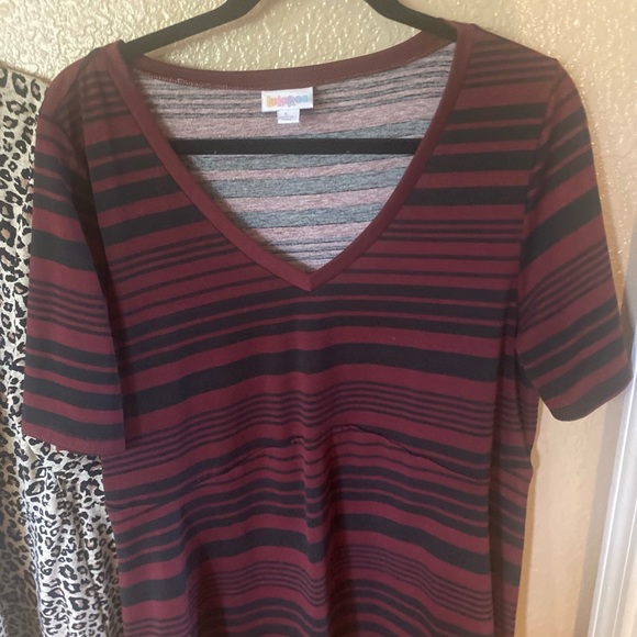 Lularoe tops - Picture 7 of 14